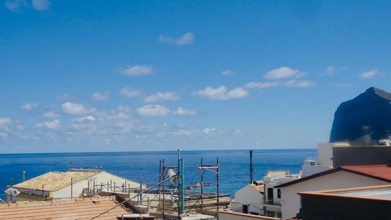Home Holiday Sicily Isola delle Femmine 0*,