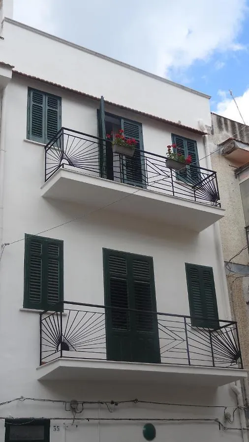 Holiday home Home Holiday Sicily Isola delle Femmine